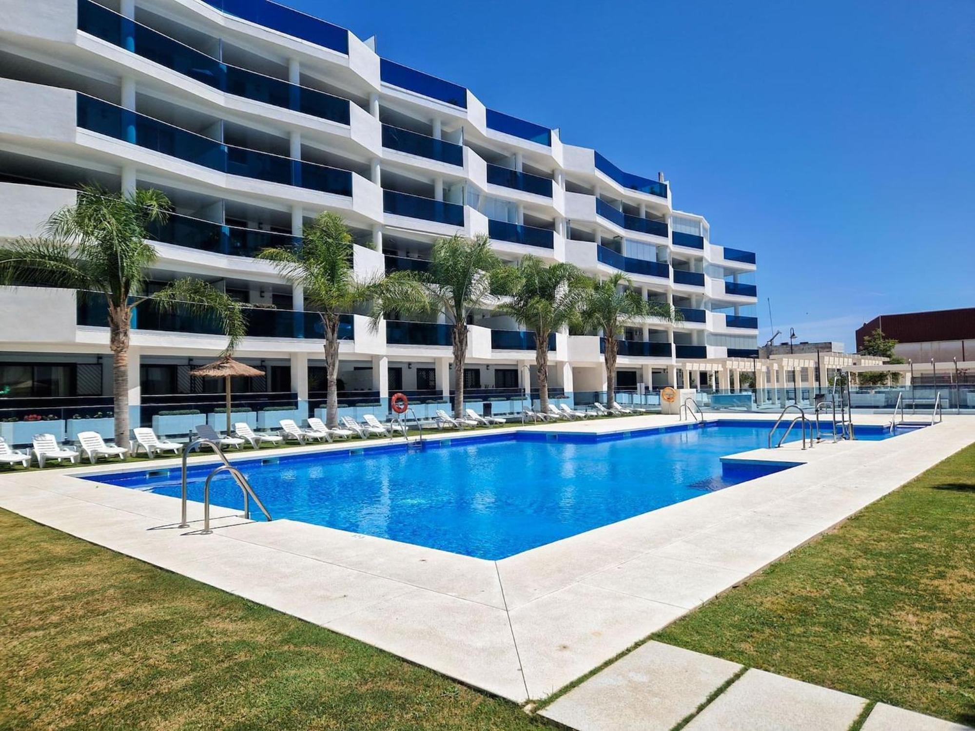 Modern 2 Bed - Jardines De Lagunas *
